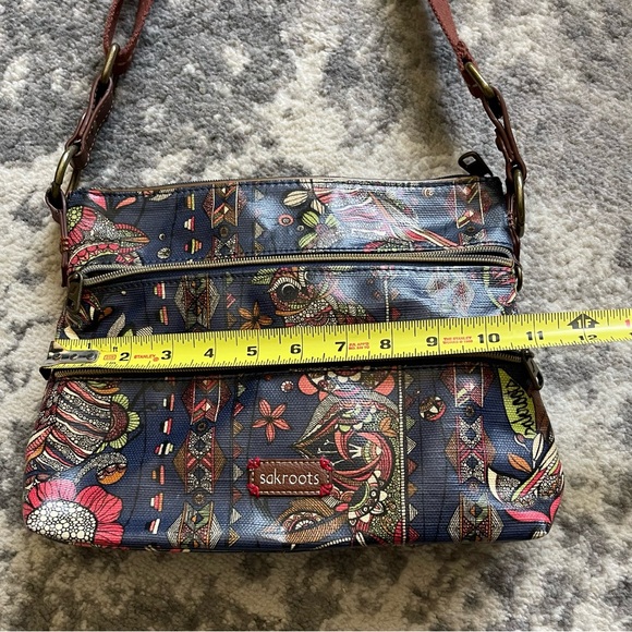 Sakroots Flora Rainbow Floral Crossbody Canvas Strap - Picture 9 of 9